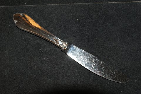 Frokostkniv Freja  sølv
Længde 19,5 cm.