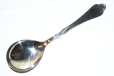 Serving spoon Freja  sølv
Length 27 cm.
