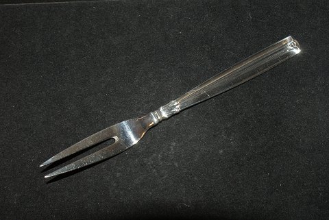 Laying Fork Lotus Silver
W & S Sørensen
Length 14.5 cm.