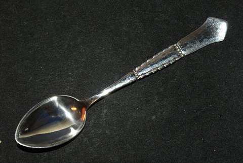 Coffee spoon / Teaspoon Louise Silver
Cohr Fredericia silver
Length 12 cm.
