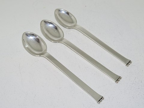 Evald Nielsen No. 27 silver
Coffee spoon 11.4 cm.