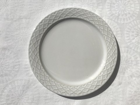 Bing & Grondahl
White Cordial
Lunch plate
# 322
*150 Dkk