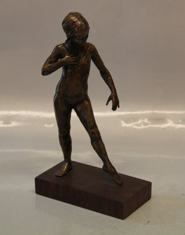 Steret Kelsey Balletpige 23 bronzefigur fra Den Kongelige Porcelænsfabrik no  
438 af 500