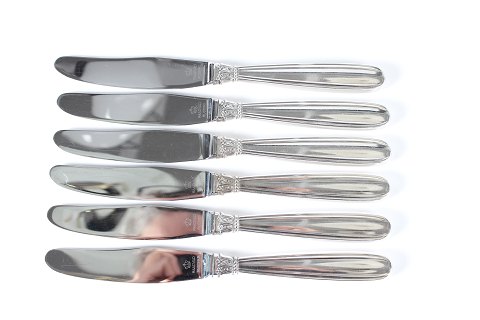 Karina Cutlery
Dinner knives
L 21,5 cm