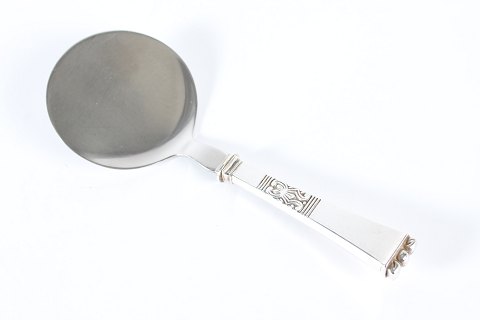 Rigsmønstret Cutlery
Serving spoon
L 19,5 cm