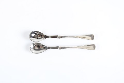 Patricia Silvercutlery
Spoon for mustard
L 13,5 cm