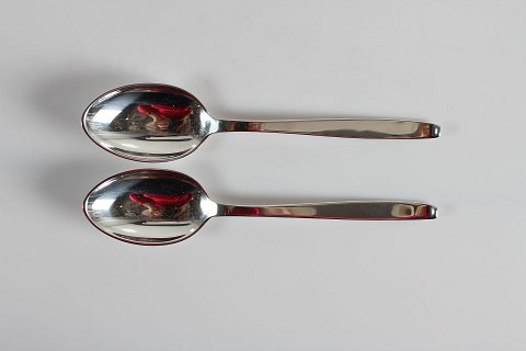 Evald Nielsen
Silver Flatware no 29
 
Soup spoons 
L 19 cm

