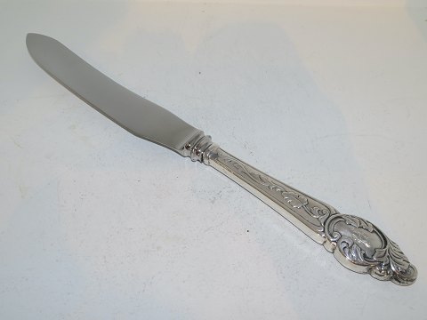 Sterling silver
Cake knife 29.2 cm.
