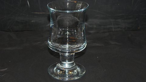 Red wine glass "Jungmand" #Skibsglass From Holmegaard
Design. Per Lütken