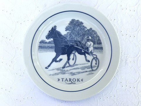 Royal Copenhagen
Pferd des Jahres
Tarok
* 175 k