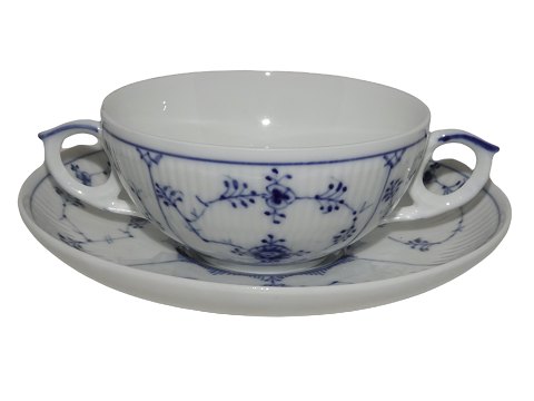 Blue Fluted Plain
Small soup cup #344