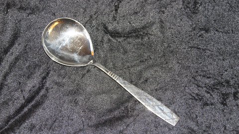 Kartoffelske / Serveringsske, #Stjerne Sølvplet bestik
Finn Christensen
Længde 25,5 cm.