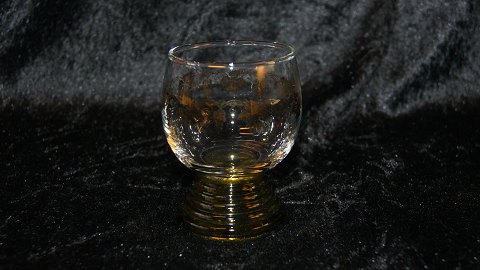 Rømer Glas med Drueranke
Højde 8,7 cm
Brede 6 cm i dia