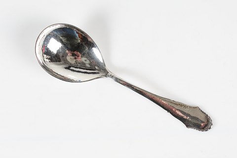 Christiansborg Cutlery
Serving spoon
L 21 cm