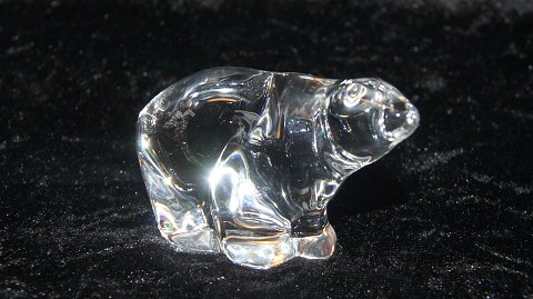 Graverede krystalglasskulptur Isbjørn
Mat Jonnason Sverige
Højde 5 cm