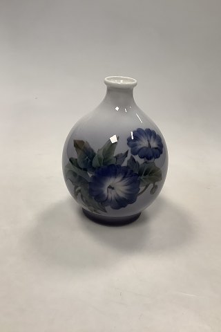 Royal Copenhagen Art Nouveau Vase med Blomster No. 790 / 1813