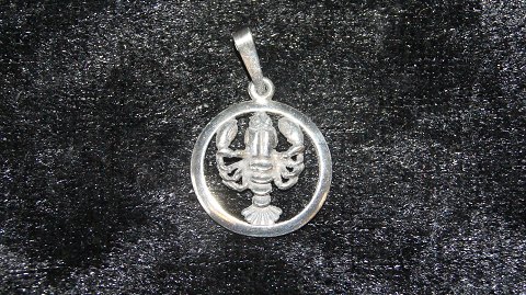 Elegant Pendant (Cancer) in Silver