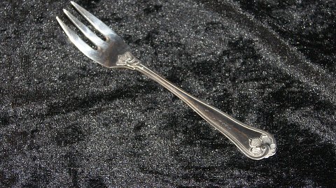 Kagegaffel #Saktisk Sølv
Længde 13,4 cm ca