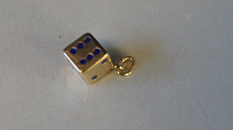 Elegant # Pendant in #Cube 14 carat Gold
Stamped 585