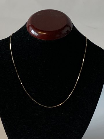 Necklace in 8 carat gold
Stamped 333
Thickness 0.88 mm approx
Length 43 cm