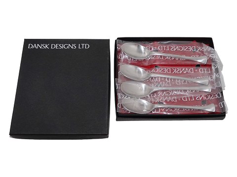 Dansk Designs
Set of four teaspoons in box