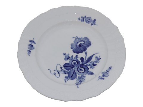 Blå Blomst Svejfet
Lille middagstallerken 23,9 cm. #1622