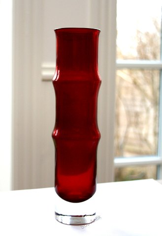 Rubinrød Bambu vase, Åseda