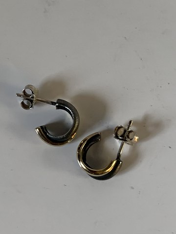 Øreringe i sølv 
stemplet 925 s
Højde 1 cm ca
