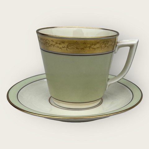 Royal Copenhagen
Dagmar
Coffee cup
#9481
*100 DKK