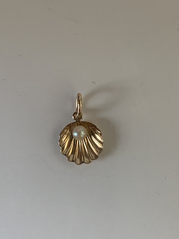 Musling skal med hvid perle  Charms/Vedhæng #14karat Guld
Stemplet 585