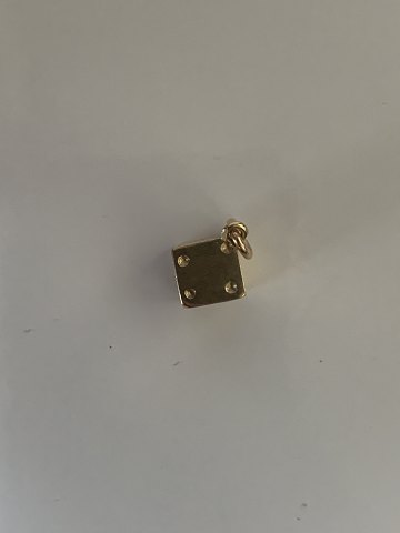 Cube in Charms/Pendants #14 carat Gold
Stamped 585
Goldsmith: unknown
Height 7.02 mm
Width 7.02 mm approx
Nice and well maintained condition
The item has been checked by a goldsmith
and does not exist physically
in our store, contact us for info o