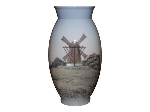Bing & Grondahl, 
Vase with Danish mill