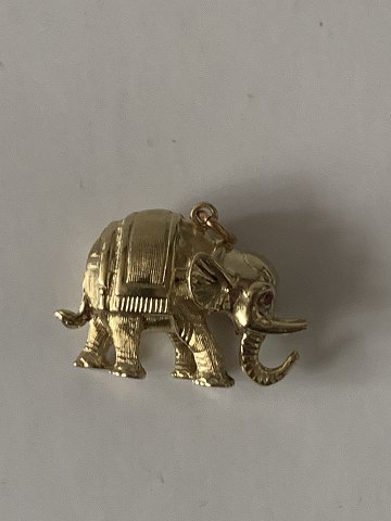 Elephant with 2 rubies in 14 carat Gold
Stamped 585
Measures H. approx. 17.14mm x L. 24.52mm
With the eel approx. 20.99 mm
