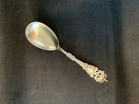 Small silver serving spoon
Produced 1907
Length. 16 cm