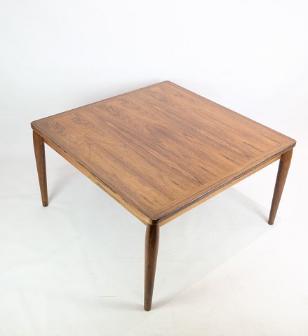Coffee table - Danish Design - Rosewood - 1960
Great condition
