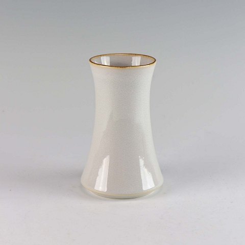 B&G vase
877
Coppelia
13 cm høj
