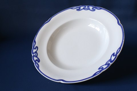 Villeroy & Boch, Blue Olga, Deep Dinner plate
Diameter 24.5 cm.