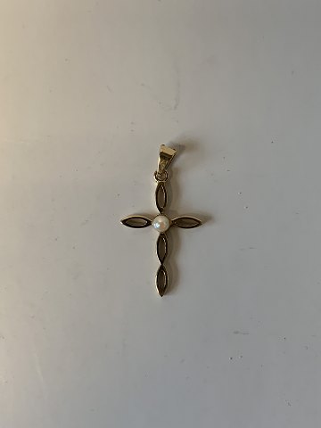 Guld Kors med  perle 14 karat Guld
Stemplet 585 BH
Højde 27,83 mm