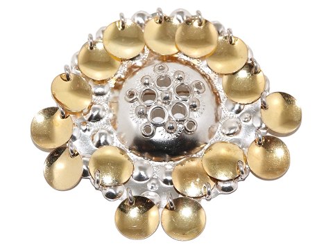 Frank and Regine Juhls, Kautokeino Norway
Large silver brooch with gildings from 1960-1980