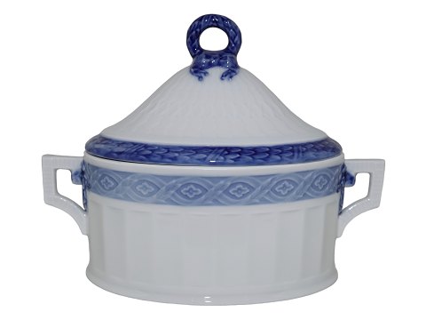 Blue Fan
Large sugar bowl