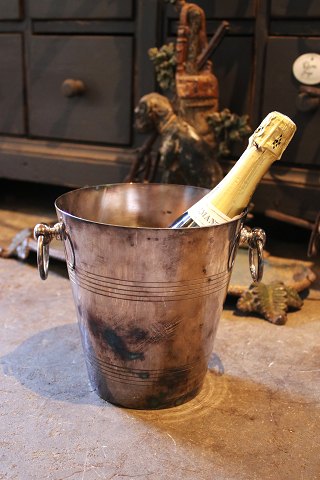 Old French champagne cooler in silver-plated meta...