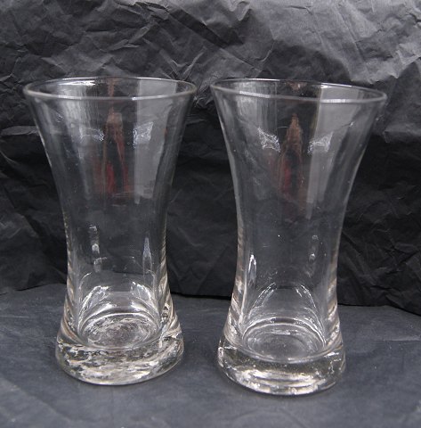 Pair of wine glasses 12 cm from a Danish glassworks from the 1920s