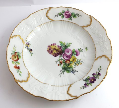Royal Copenhagen. Saxon flower dinner plate. Luxury edition. Diameter 23 cm. 
Model 1355. (1 quality)
