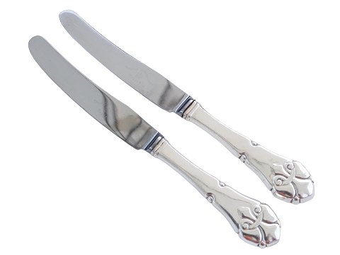 Fransk Lilje
Dinner knife 22 cm.