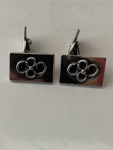 Cufflinks in sterling silver
Height 12.42 mm
Length 18.95 mm