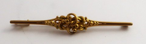 Evald Nielsen. Gold brooch in 14K (585). Length 6.4 cm.