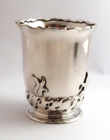 Kay Bojesen (KBS). Silver vase / silver cup (830). Height 11.7 cm.