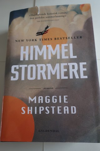 Himmelstormere
Af Maggie Shipstead
Gyldendal Forlag
New York Times bestseller
På dansk ved Agnete Dorph Stjernefelt
En helt anderledes bog, som er meget svær at slippe
Indbundet
2022
Sideantal: 685