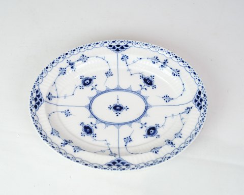Oval Dish - No. 1/750 - Porcelain - Blue Painted - Blue Fluted Half Lace - Royal CopenhagenGreat condition
