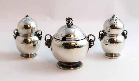 Georg Jensen. Sterling silver (925). Mustard jar, salt & pepper. Model 724. 
Produced 1933 - 1945.